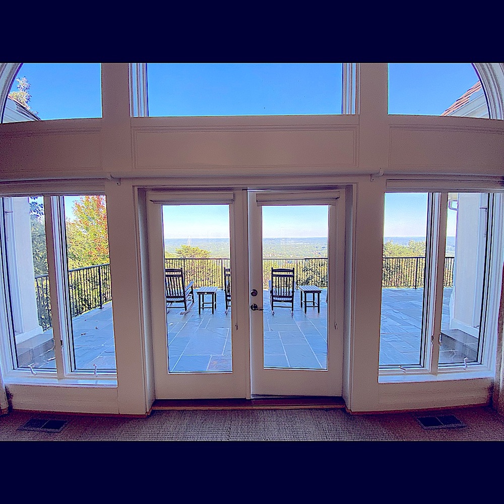 Meet your Posher, Henry